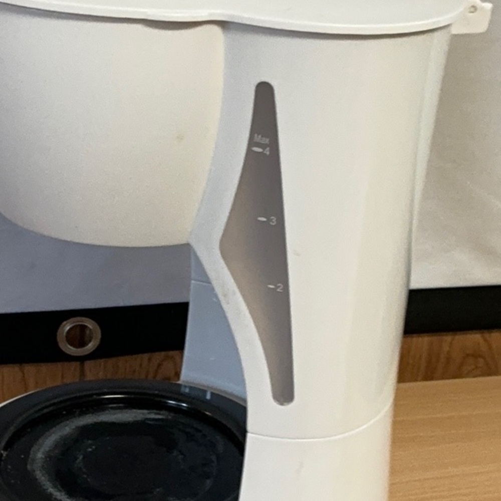 Mr.Coffee 4 Cup mini /dorm room sized pot. - Picture 15 of 16